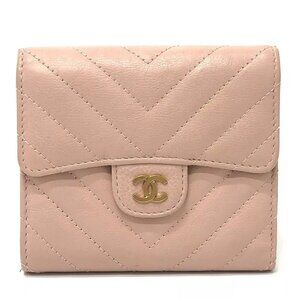 CHANEL V-Stitch Chevron CompactWallet Wallet Trifold wallet Lambskin Leather
